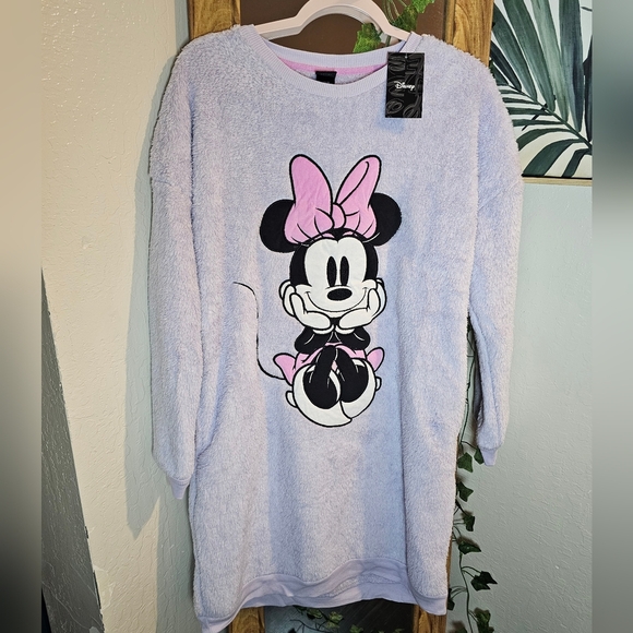 Minnie pajamas 💓 - Picture 2 of 7